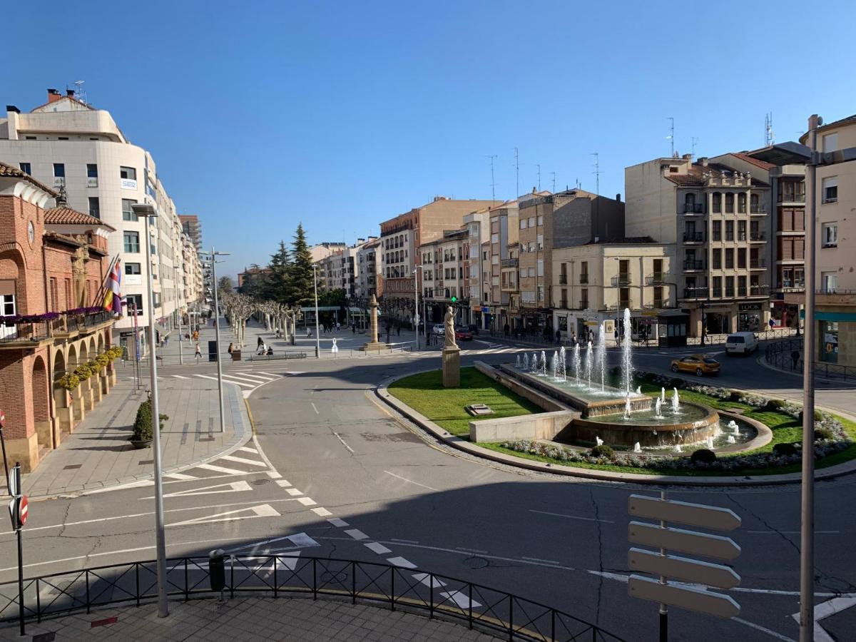 מלון Calahorra Centro מראה חיצוני תמונה